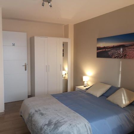לה לגונה Hostal Mari En La Laguna, Alquiler Habitacion Privada En Hostal, 6 Habitaciones Cerca De La Universidad Y Aeropuerto Norte, 3 Banos Compartidos מראה חיצוני תמונה
