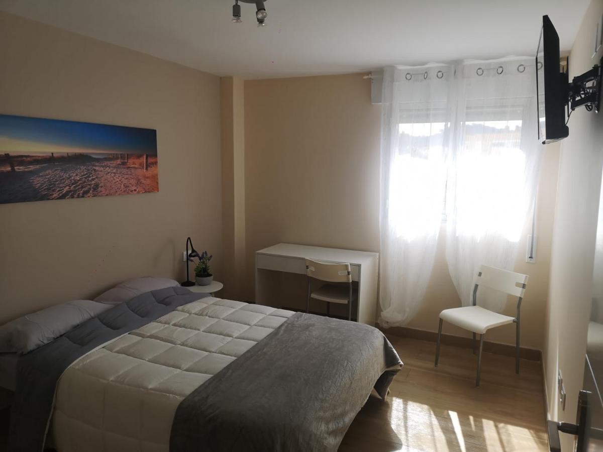 לה לגונה Hostal Mari En La Laguna, Alquiler Habitacion Privada En Hostal, 6 Habitaciones Cerca De La Universidad Y Aeropuerto Norte, 3 Banos Compartidos מראה חיצוני תמונה