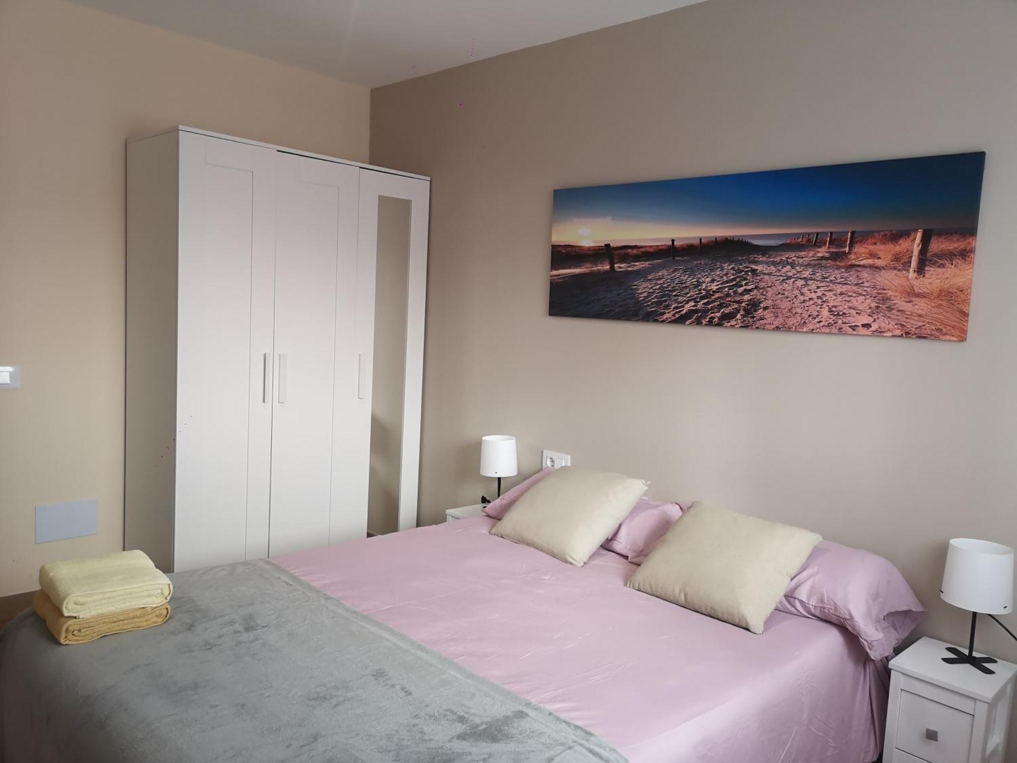 לה לגונה Hostal Mari En La Laguna, Alquiler Habitacion Privada En Hostal, 6 Habitaciones Cerca De La Universidad Y Aeropuerto Norte, 3 Banos Compartidos מראה חיצוני תמונה